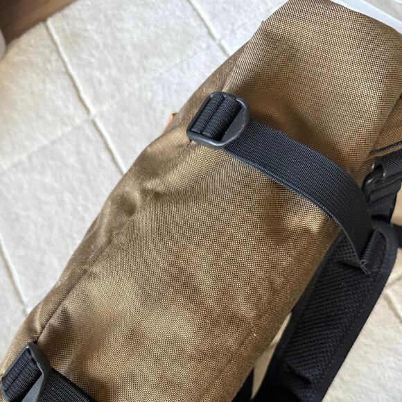 Topo Designs Olive Green Mountain Briefcase Messenger Laptop Bag Backpack - Picture 4 of 7